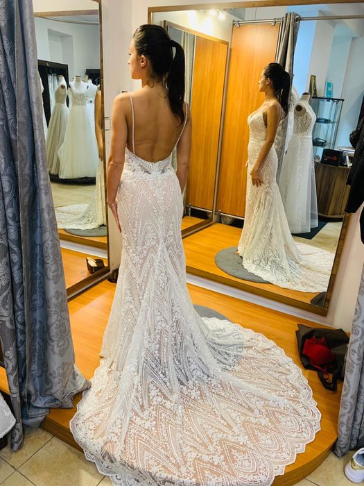 Suknia ślubna Berta Bridal