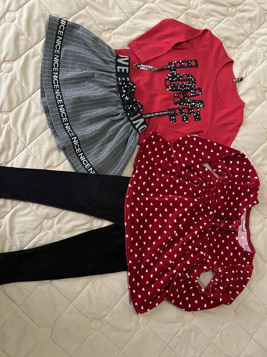 Продам багато дитячого одягу