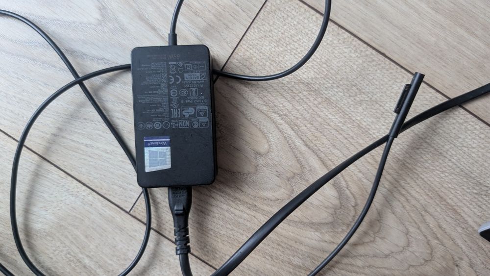 Microsoft Surface Pro 7 | i5-1035G4 | 8GB RAM | 128GB SSD