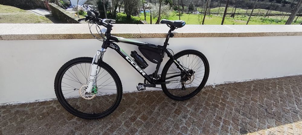 Bicicleta BTT QUER