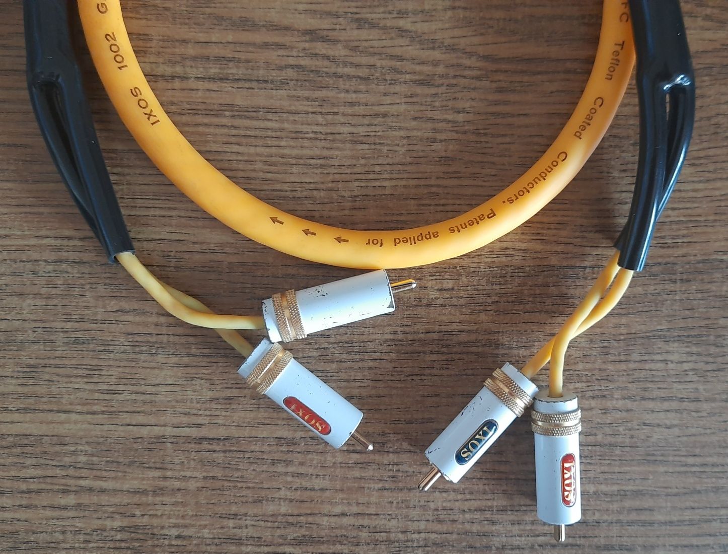 Ixos högtalarkabel