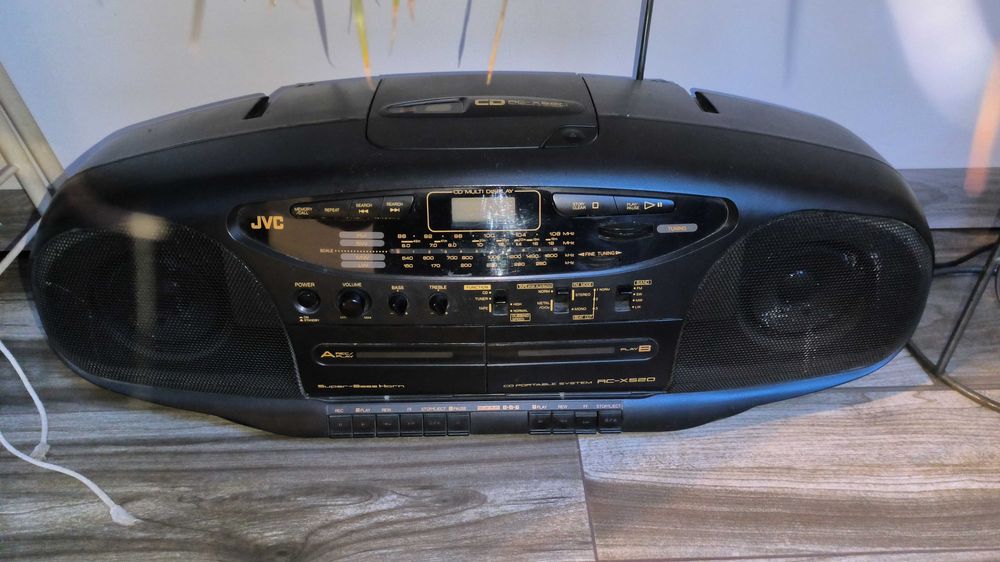 radiomagnetofon JVC sprawny