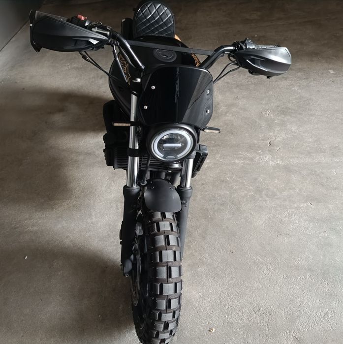 Honda hornet 600 Scambler