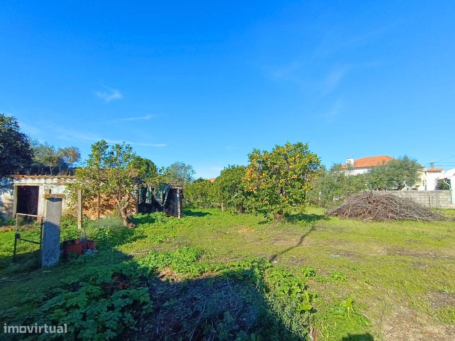 Terreno p/ Construção de Moradias, Prédios, Serviços e Turismo