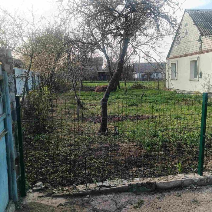 Будинок  в передмісті Житомира село Пряжів