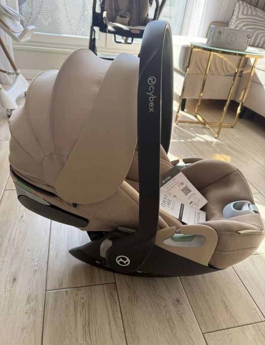 Fotelik nosidelko cloud T cybex stan idealny