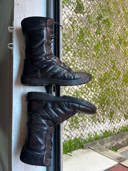 Botas de cabedal com fecho - Militares