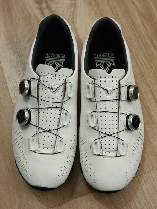 Sapatos de Ciclismo VENERATE ROAD 2.0 Termo-moldáveis  "Novos"