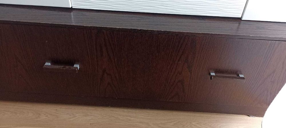 mesa vidro preto e cadeiras / moveis de sala