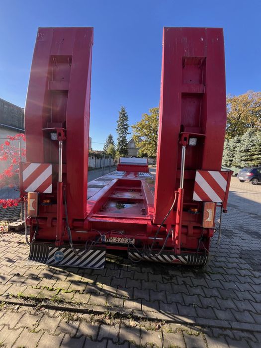 Laweta niskopodwoziowa. Przyczepa ciężarowa.