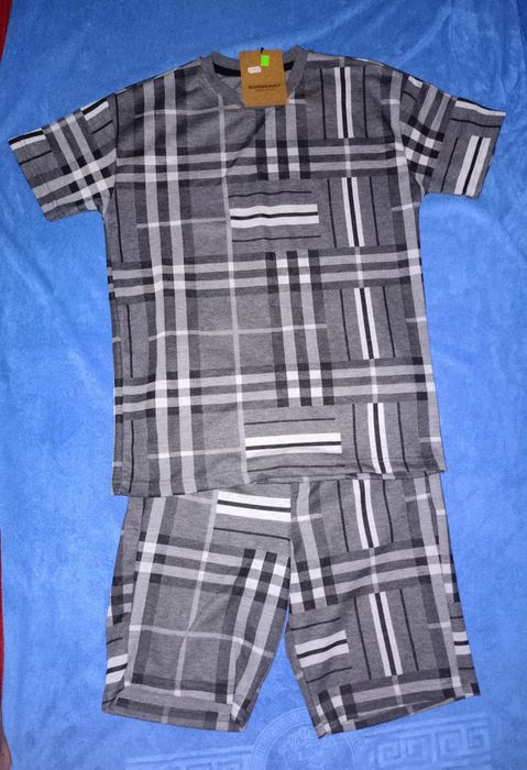 Костюм Burberry  s size