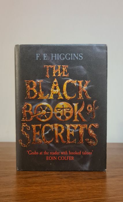 Czarna księga sekretów - F.E. Higgins