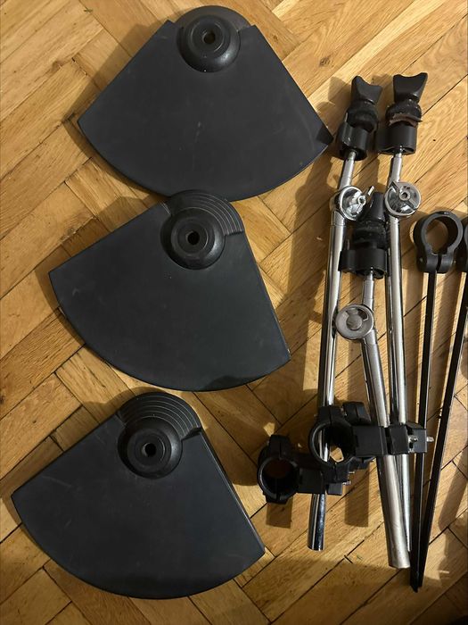 Perkusja elektroniczna Alesis DM5 Pro - w pełni sprawny zestaw