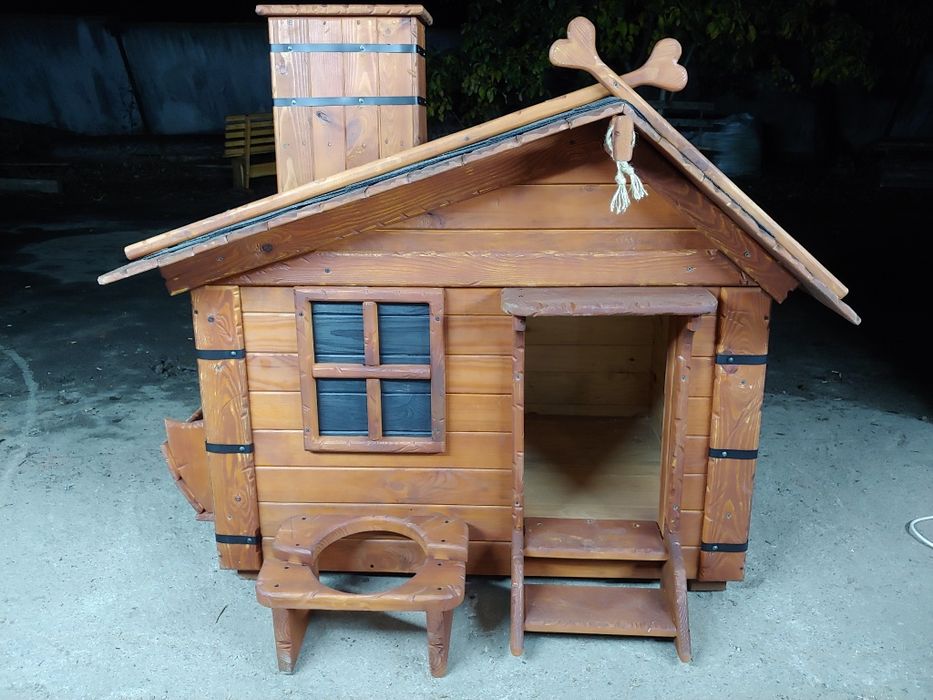 Будка деревянная, домик для собаки