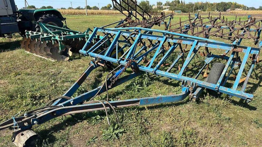 Борона з колесами (культиватор)