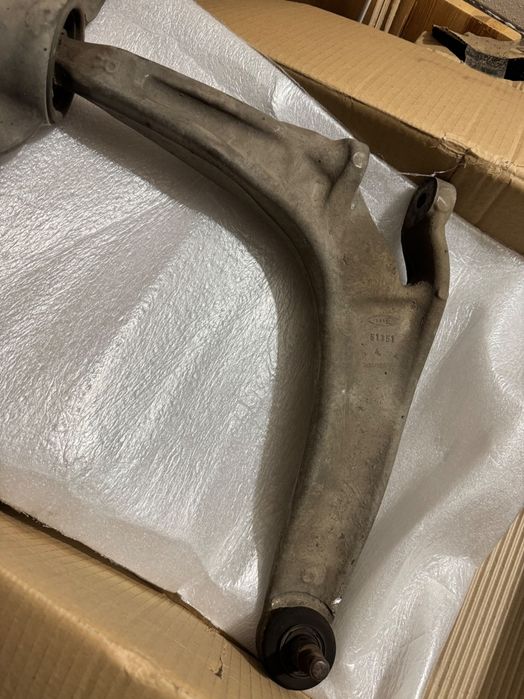 Рычаг передней подвески Honda Civic 5d