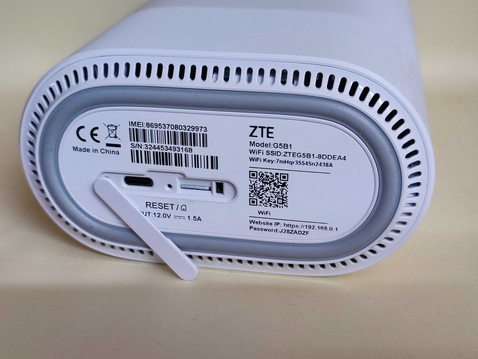 ZTE 5G Wi-Fi 6 Router SIM Desbloqueado