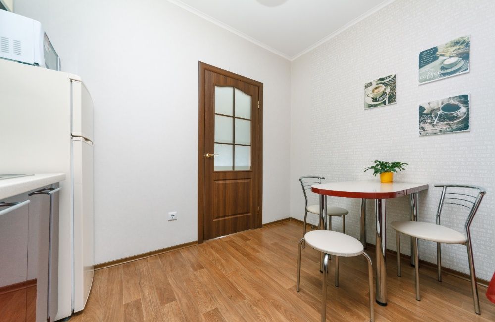 Квартира 1-к люкс подобово погодинно метро Осокорки Позняки River Mall