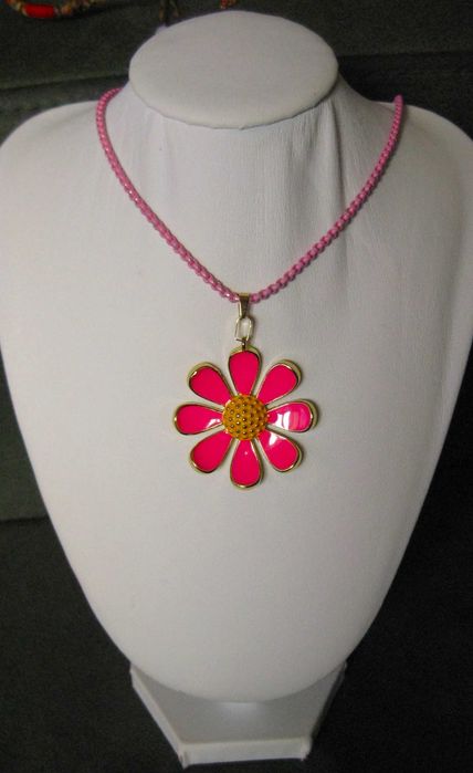 Colar Esmaltado Rosa c/ Flor Esmaltada Rosa NOVO