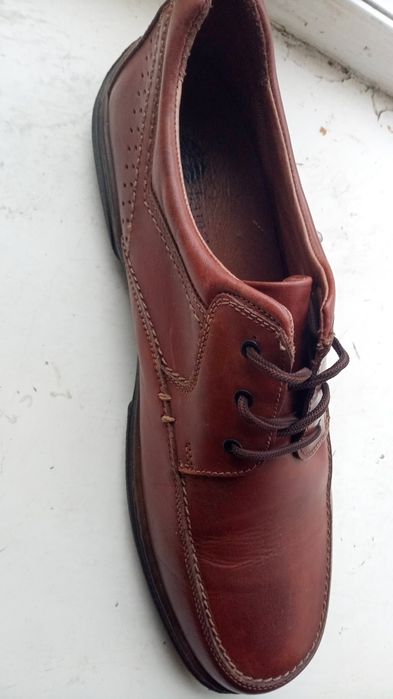 Продам кожаные туфли