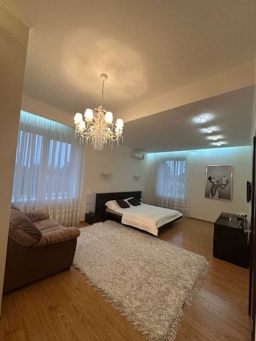 Оренда будинку 250 м² в котеджному містечку Антей