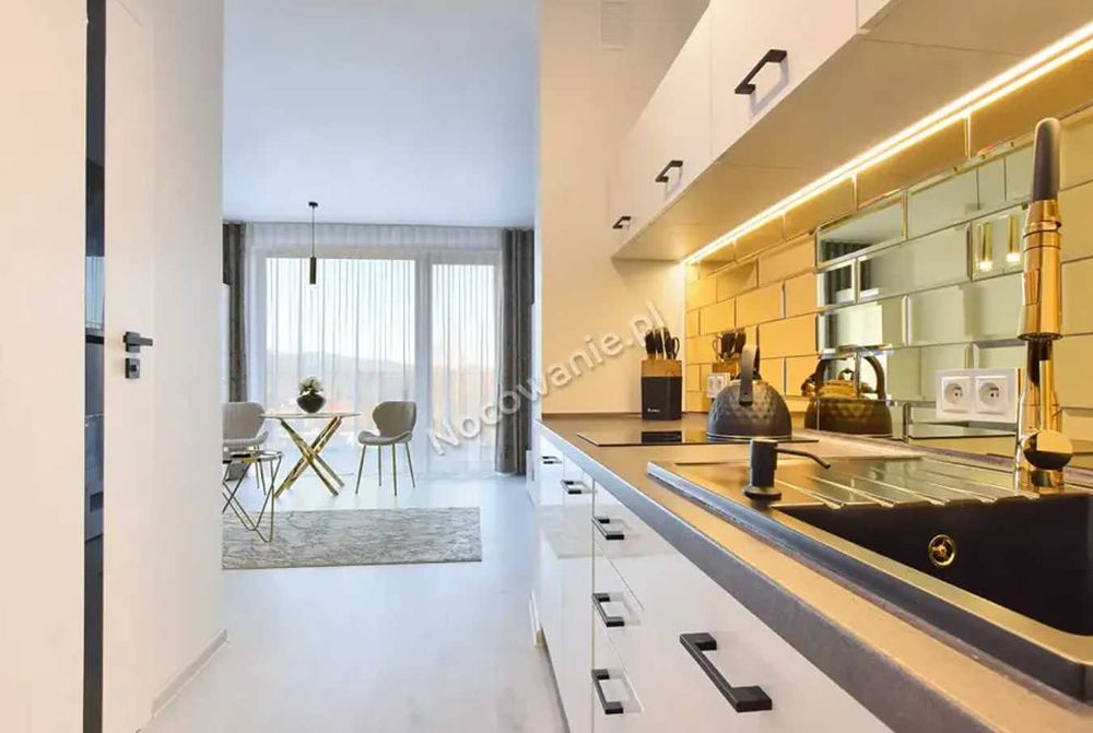 Apartament Laguna Beskidów nad Jeziorem Żywieckim.