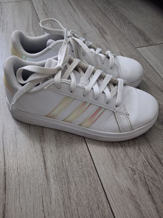 Adidasy, buty sportowe rozm.33,5