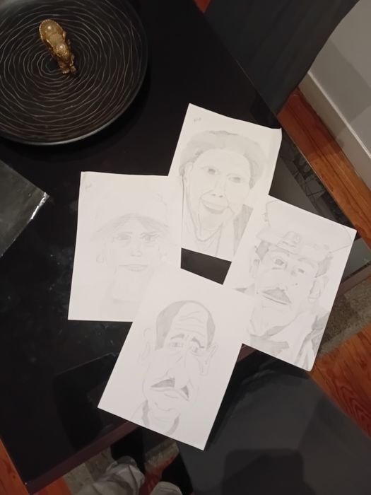 Caricaturas Pessoais e Famosos