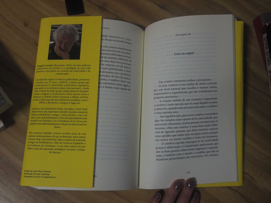 Think, It's Free - Joaquín Lorente64297813775361122