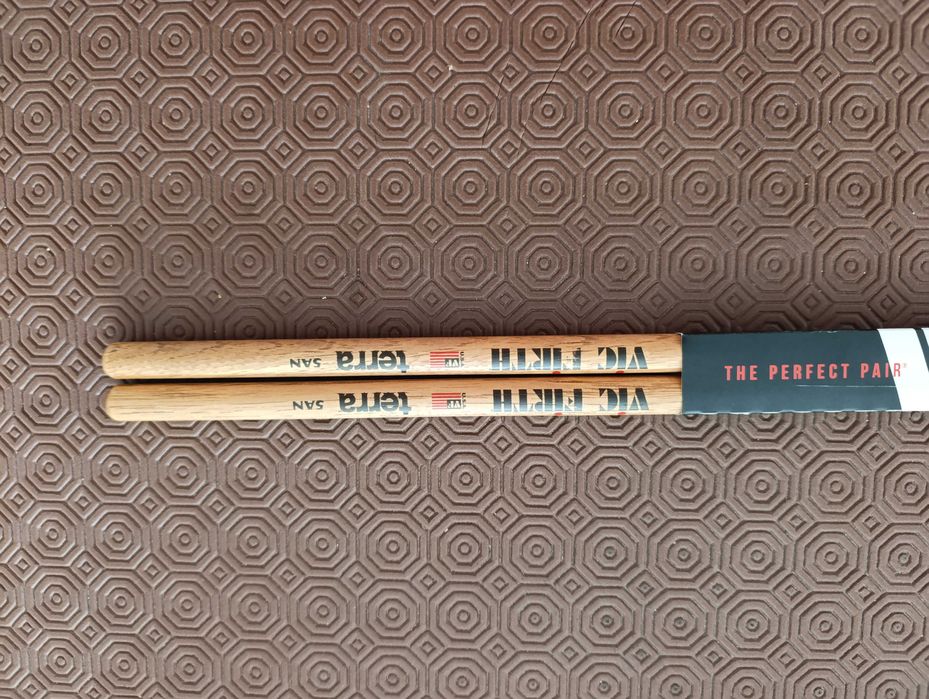 Vic Firth 5AN Terra Series baquetas