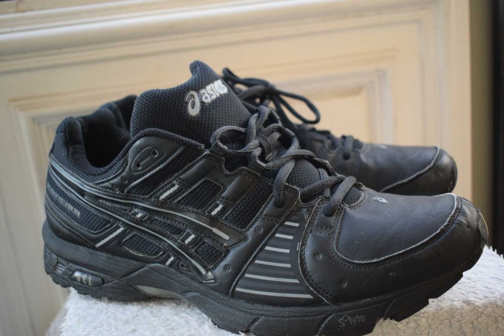 кроссовки кросовки мокасины кросівки Asics р. 46,5