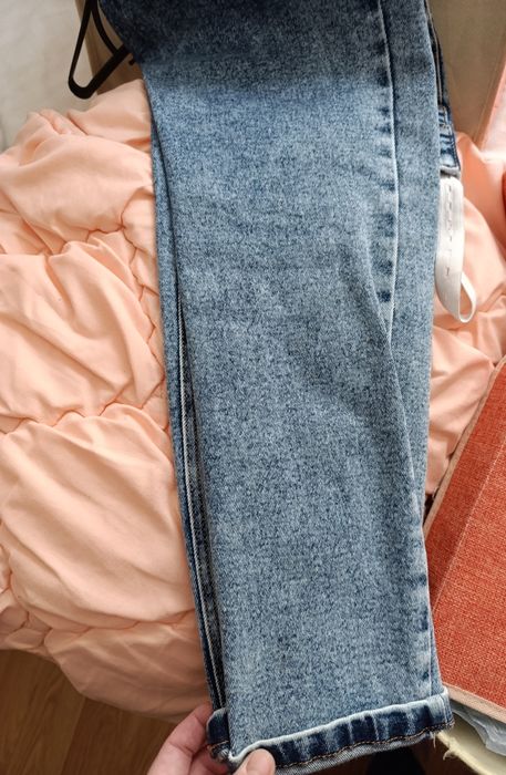 Джинси для вагітних