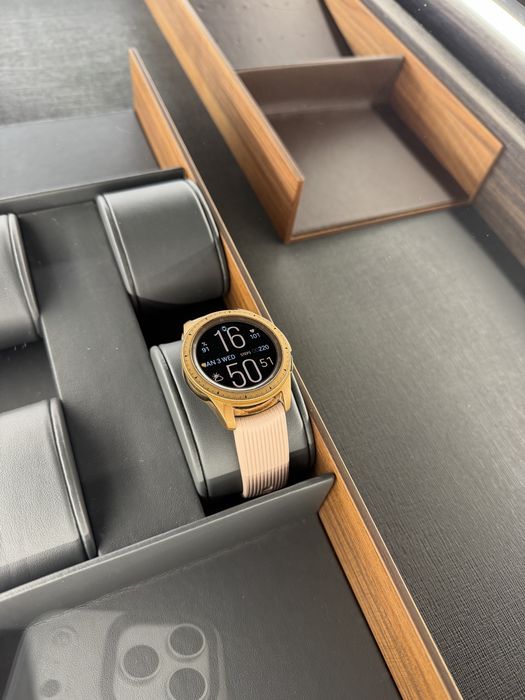 Смарт-годинник Samsung SM-R810 Galaxy Watch 42mm Rose Gold