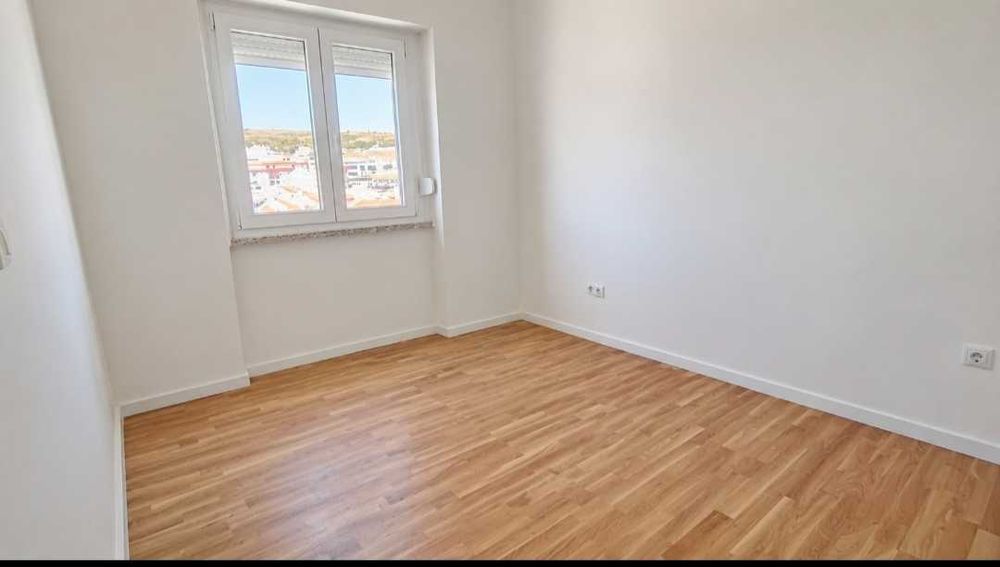 Apartamento T1+1 Remodelado