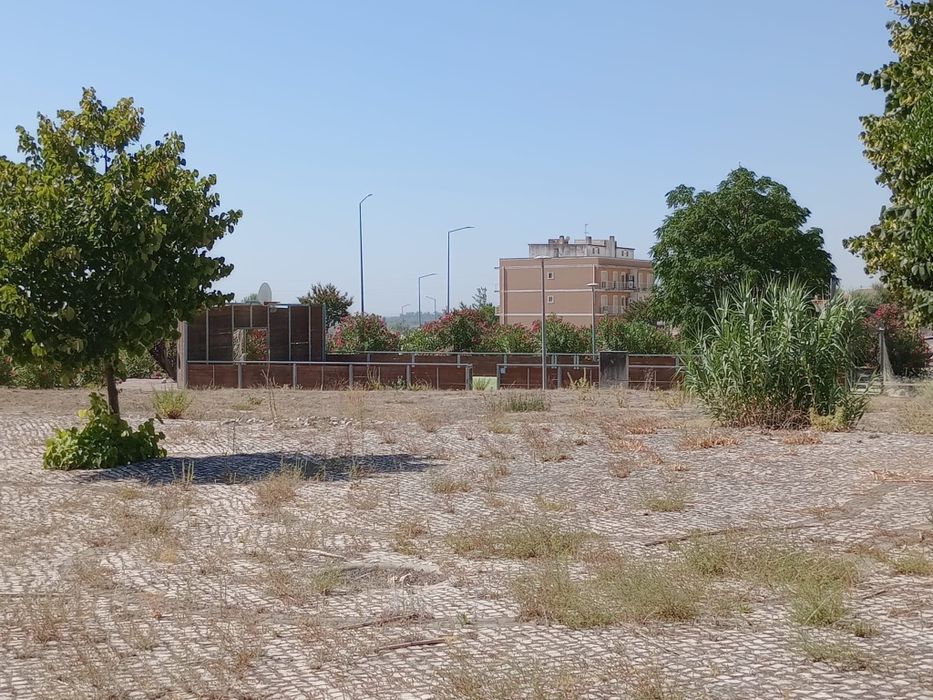 Terreno urbano para construção