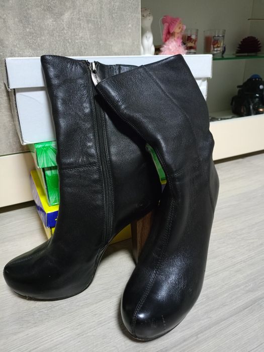 Обувь женская (туфли) (цена за 4 пары)