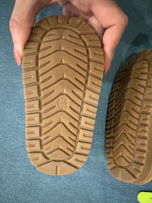 Дитячі теплі угі 17 розмір НОВІ