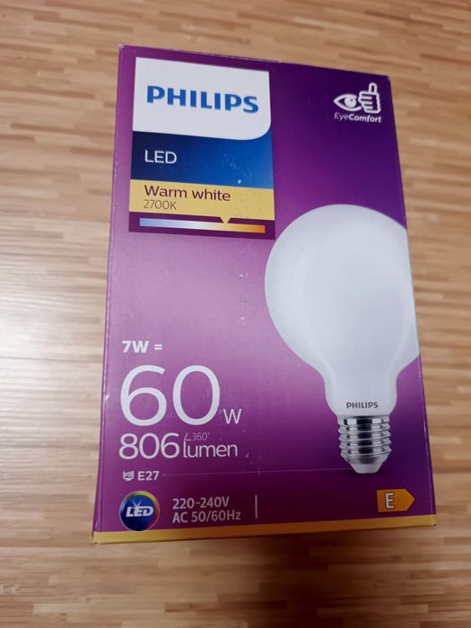 Żarówka Philips LED E27 / 806 lm Nowa