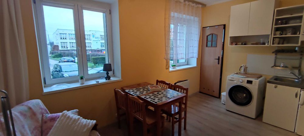 Kawalerka -- 15m-- po remoncie