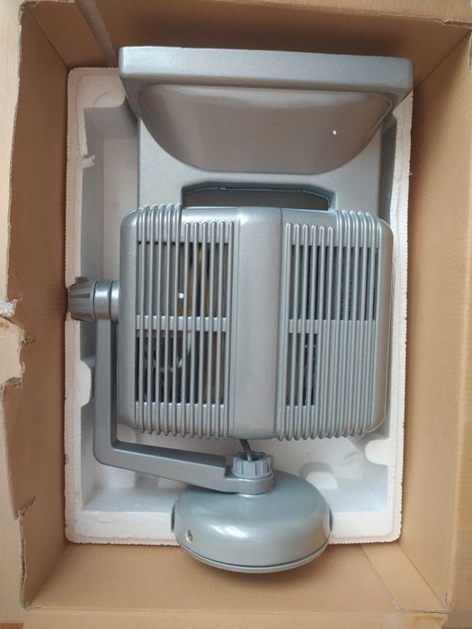 Нові Lug STANDART HL 002 150W Прожектор широкоструйный Польща