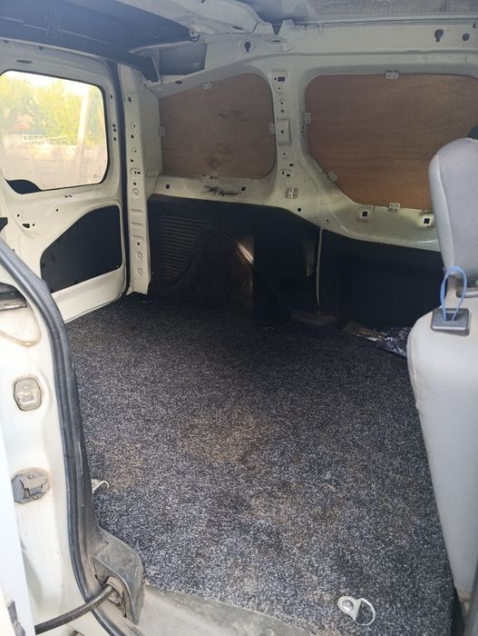 Citroen Berlingo 2013..