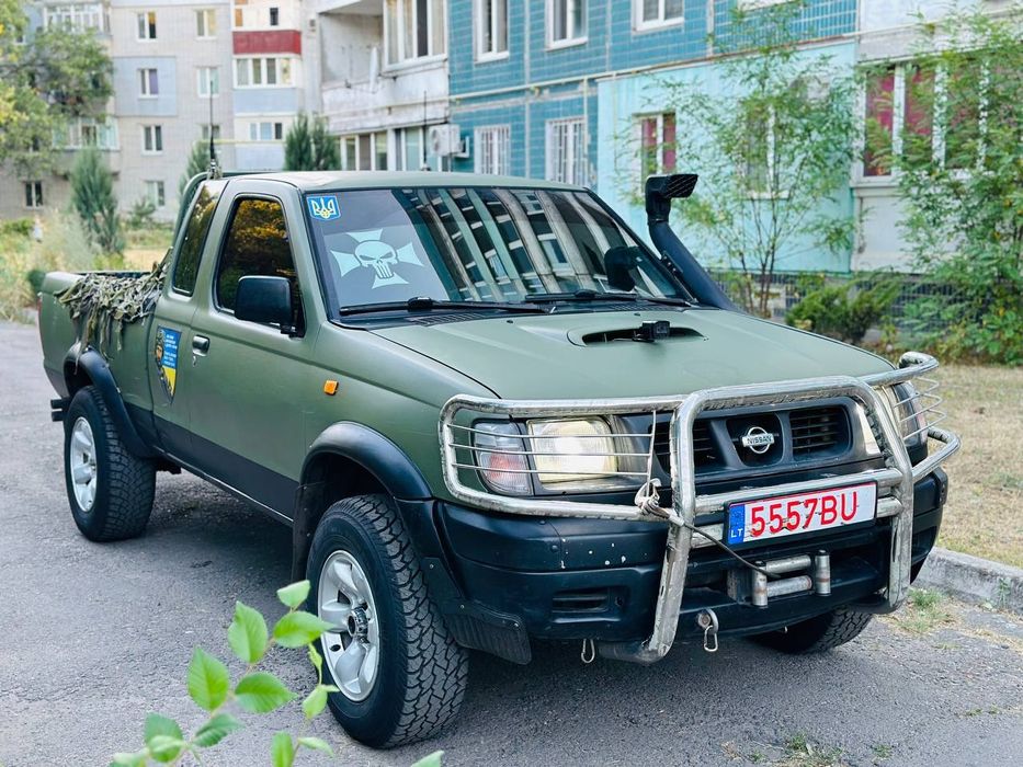 Nissan Navara  4x4 , полный привод 
Двигун працю