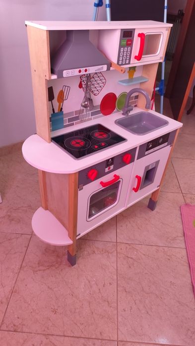 Cozinha IKEA com acessórios
