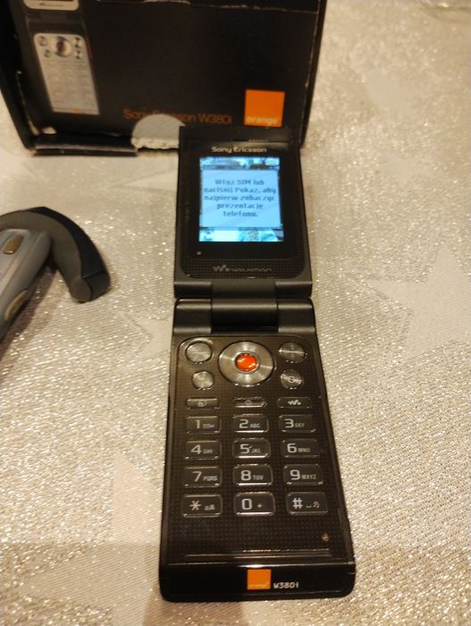 Sony Ericsson W380i telefon komórkowy kultowy z klapką