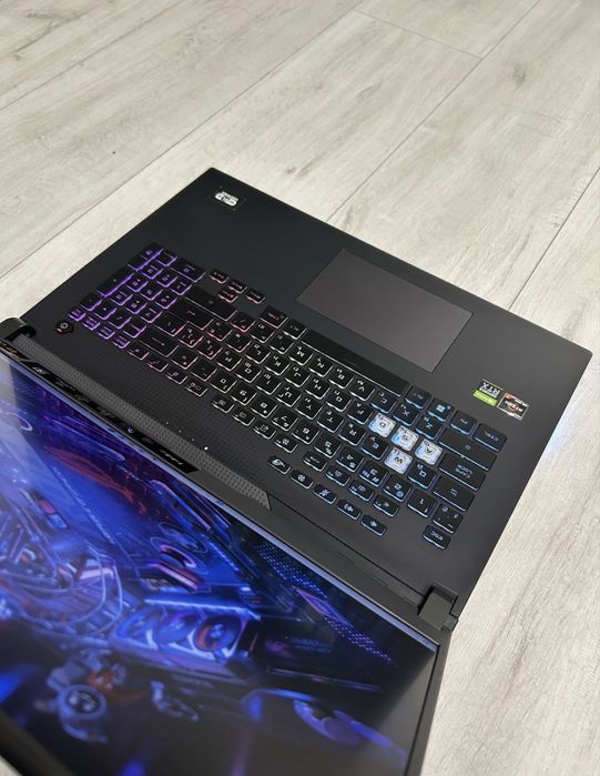 Ігровий ноутбук Asus Rog  Ryzen 7 4800Н + RTX3050 4G + 144Hz