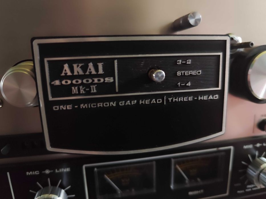 części magnetofonu Akai 4000DS mkII i podobnych modeli