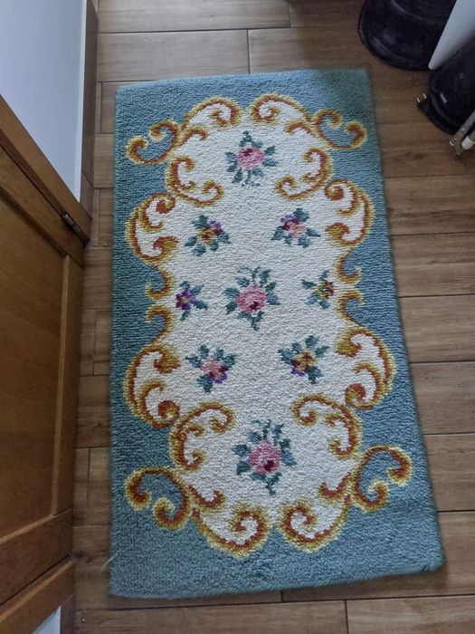 Dywan wełniany różne kolory granat, zieleń