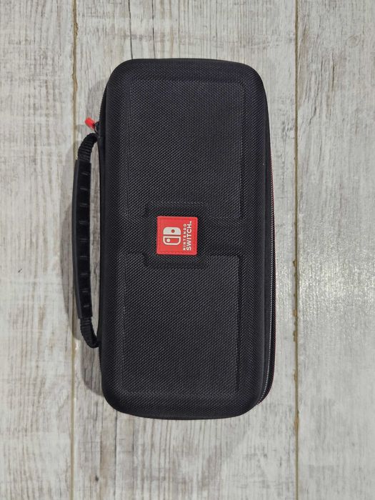 Etui Nintendo Switch + 2 pojemniki na gry – twarde, czarne - darmowa dostawa