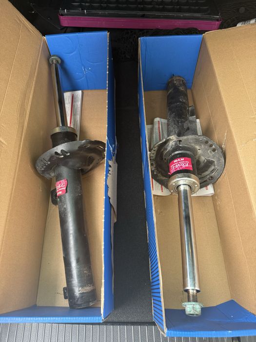 VAG B8 Octavia 3 Golf 7 амортизатор стойка 3Q0413031BP