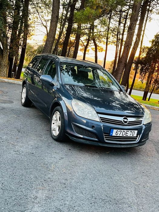 Opel Astra 1.3 CDTI foto 4